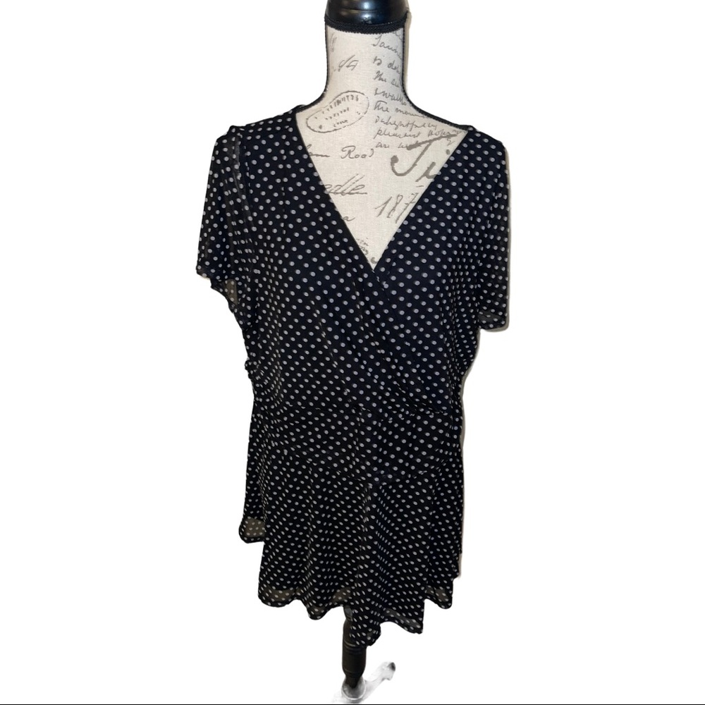 Torrid Top - Picture 2 of 7